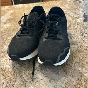 Under Armour men’s HOVR tennis shoes size 14